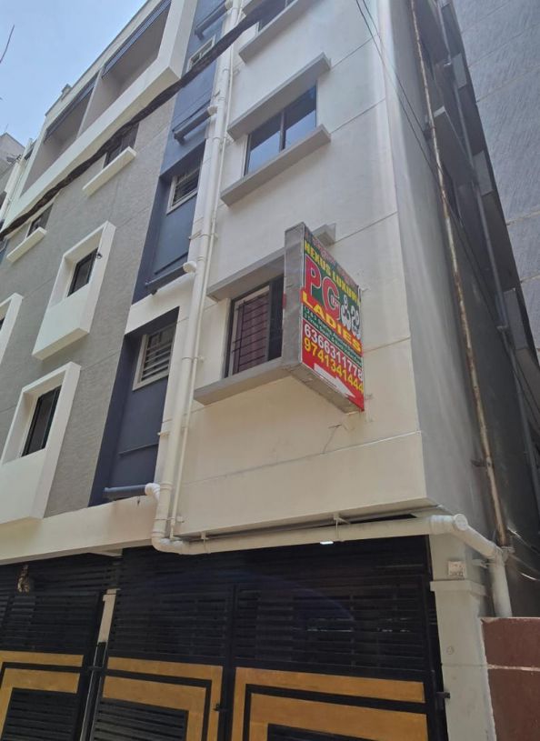 pg in bangalore, paying guest in bangalore, pgs in bangalore, pg near bangalore, luxury pg in bangalore, luxury pgs in bangalore, best pg in bangalore, executive pg in bangalore, posh pg in bangalore, mens pg in bangalore